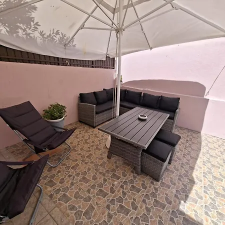 Semesterbostad Constanca House Corroios